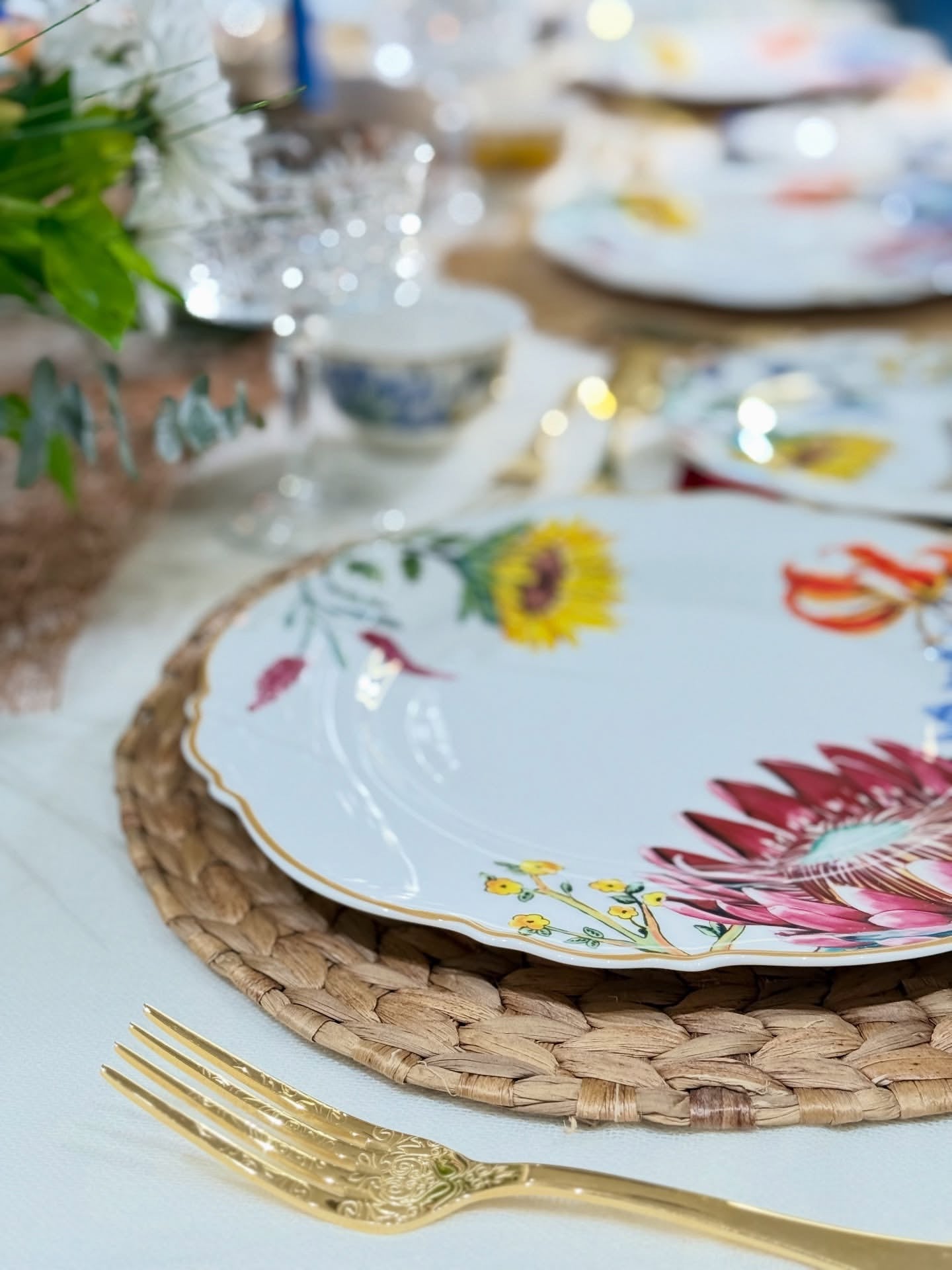 Savanna Bloom Collection- 22-Piece Dinner Set
