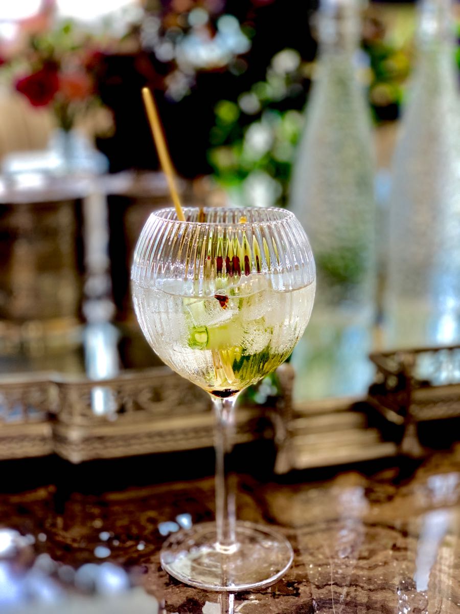 Ribbed glass filled with Gin and Tonic; 540ml stemware.