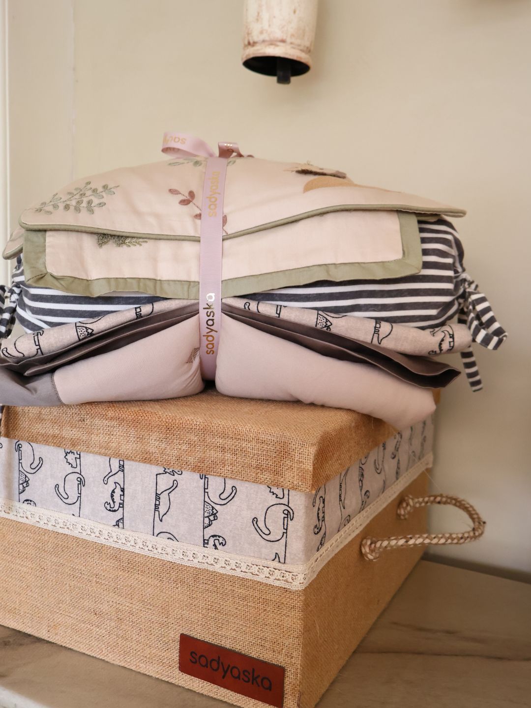 Safari Edition Baby Bedding Set close-up