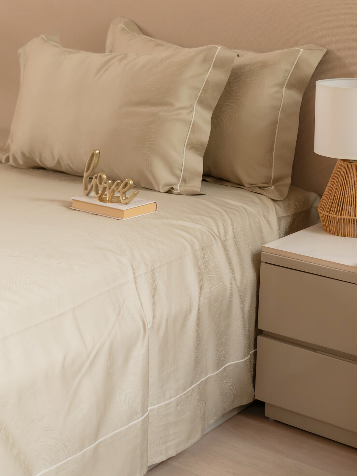 Golden Sand Premium Tencel Jacquard Bedsheet Set with Lace - Elysian Home Decor