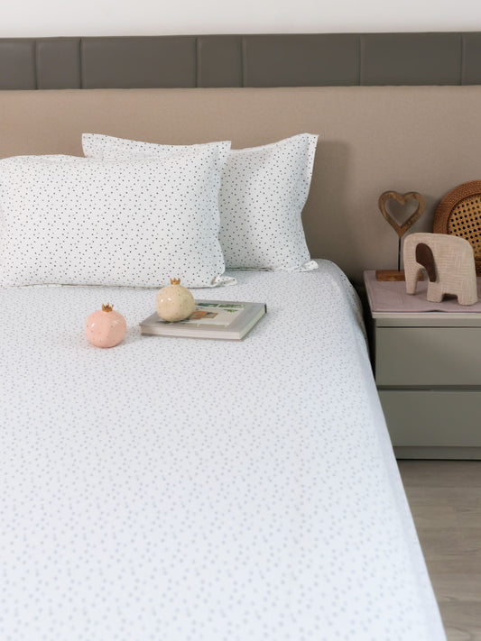 Twinkle Twinkle Lil Star Ivory Printed Cotton Bedsheet Set - Elysian Home Decor