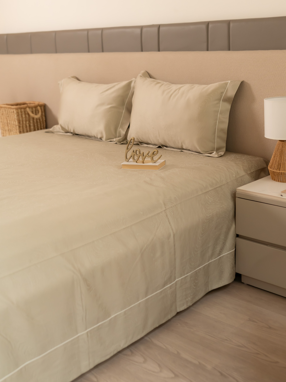 Golden Sand Premium Tencel Jacquard Bedsheet Set with Lace - Elysian Home Decor