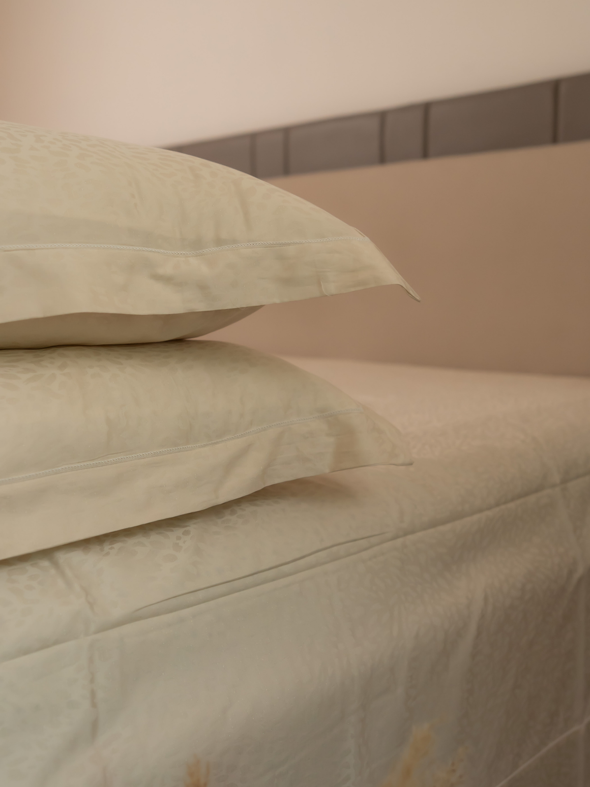 Vanilla Frost Premium Tencel Jacquard Bedsheet Set with Lace - Elysian Home Decor