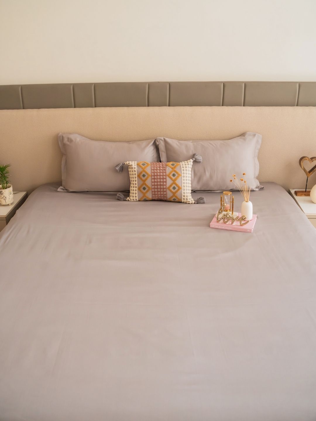Nexus Silver Treasure Bedsheet Set - Elysian Home Decor