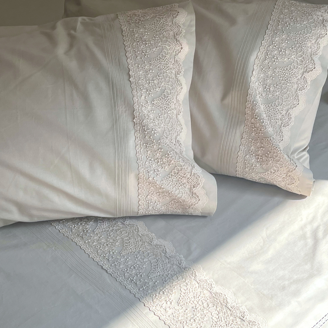 Chantilly oats beige bedsheet pleat detail