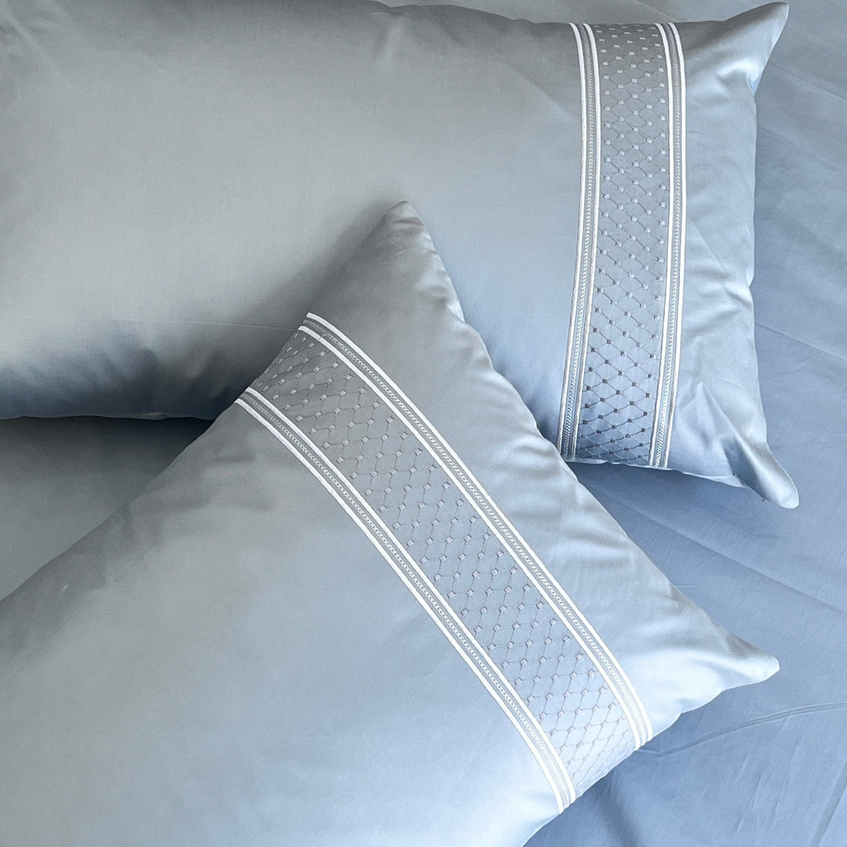 600TC Cotton Checkers Sea Blue Beyond Bedsheet Set - Elysian Home Decor