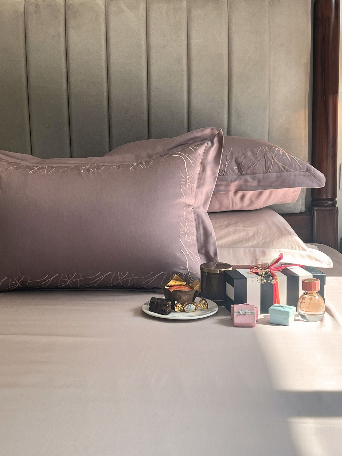 Hope Old Rose Buff Desire Cotton Bedsheet Set (5 PC Set) - Elysian Home Decor