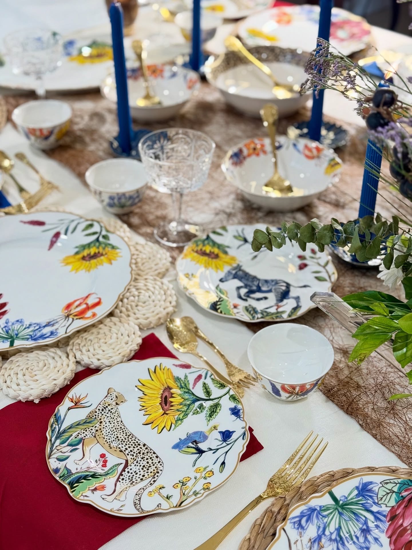 Savanna Bloom Collection- 22-Piece Dinner Set