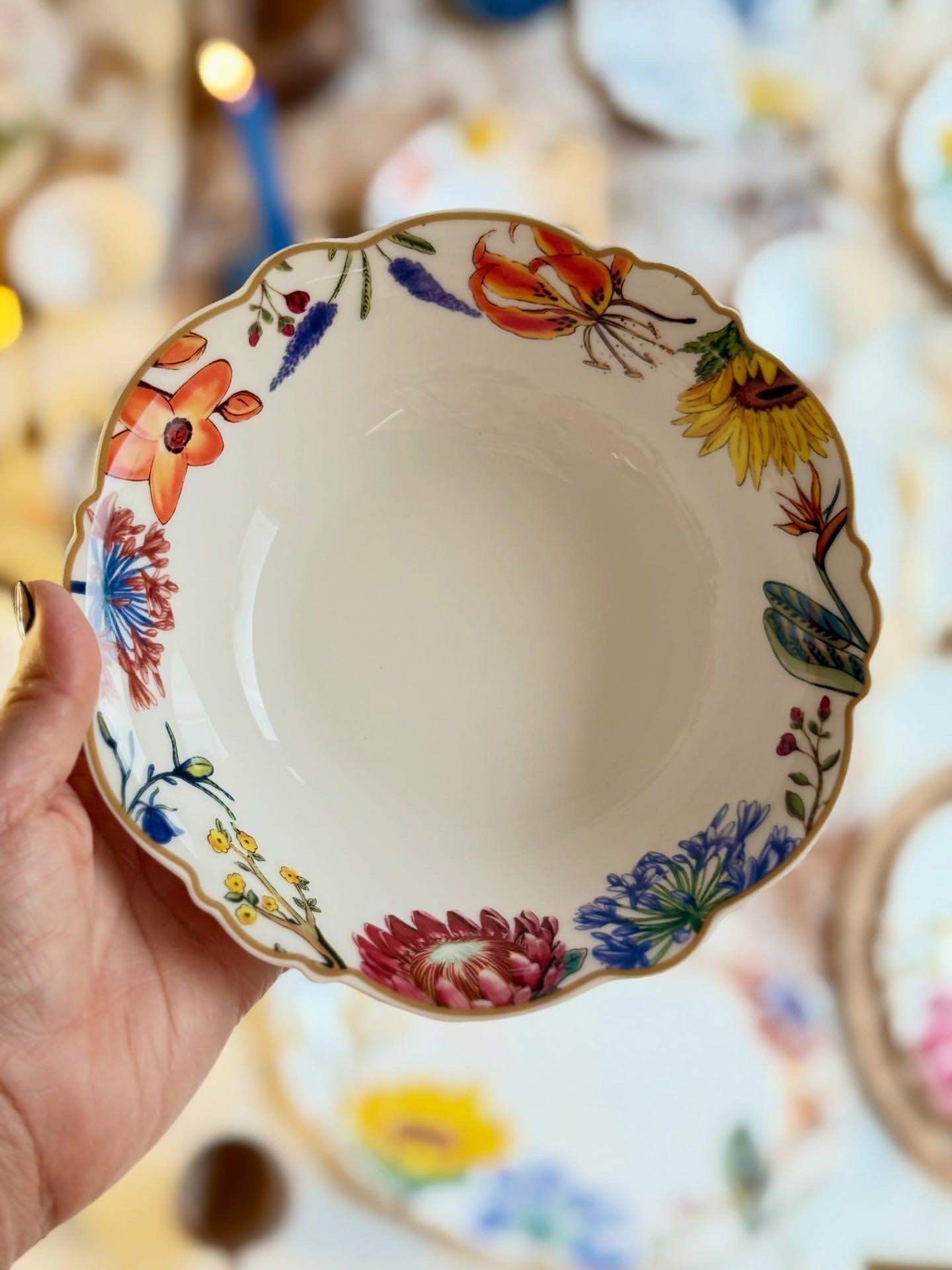 Savanna Bloom Collection- 22-Piece Dinner Set