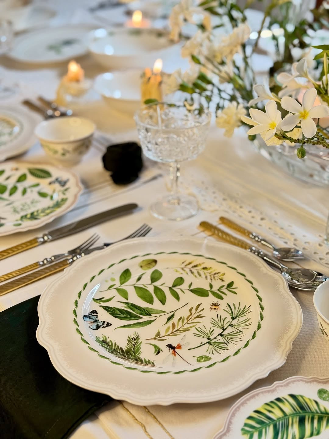 Verdant Garden Collection - 22-Piece Dinner Set