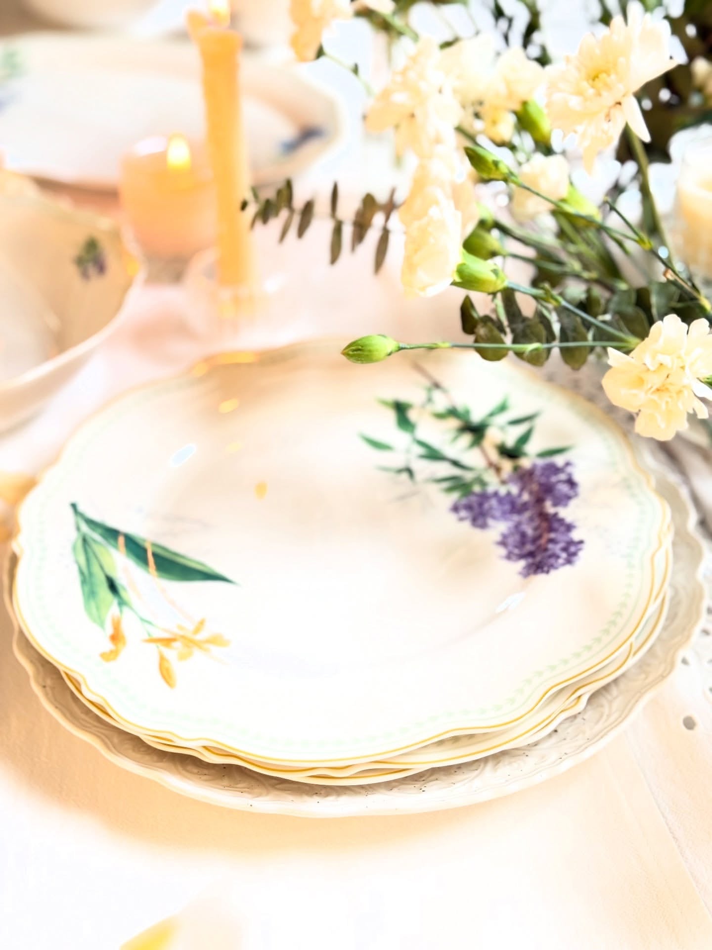 Azure Bloom Collection- 22-Piece Dinner Set