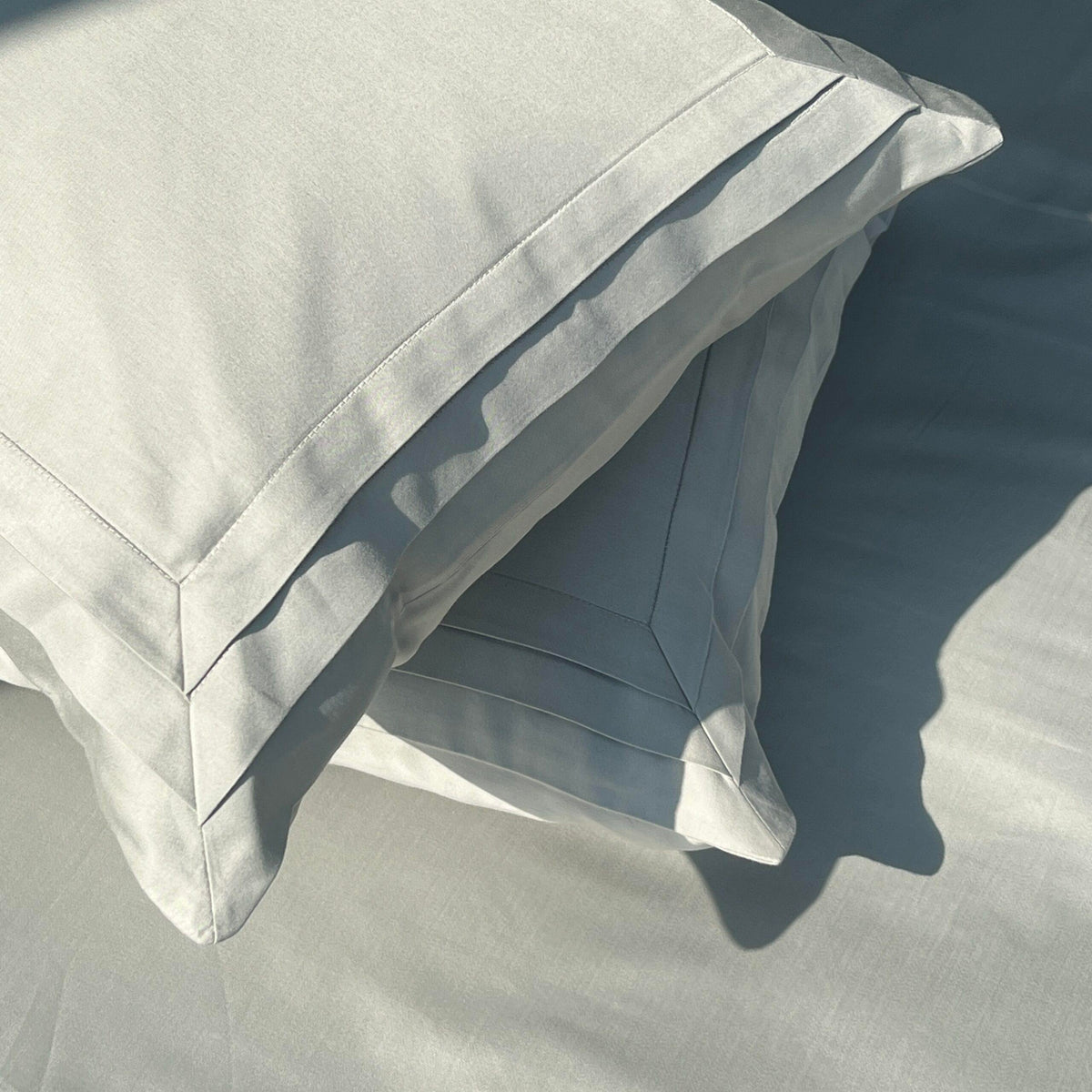 Tri-pleat Pearl Grey Bedsheet Set - Elysian Home Decor