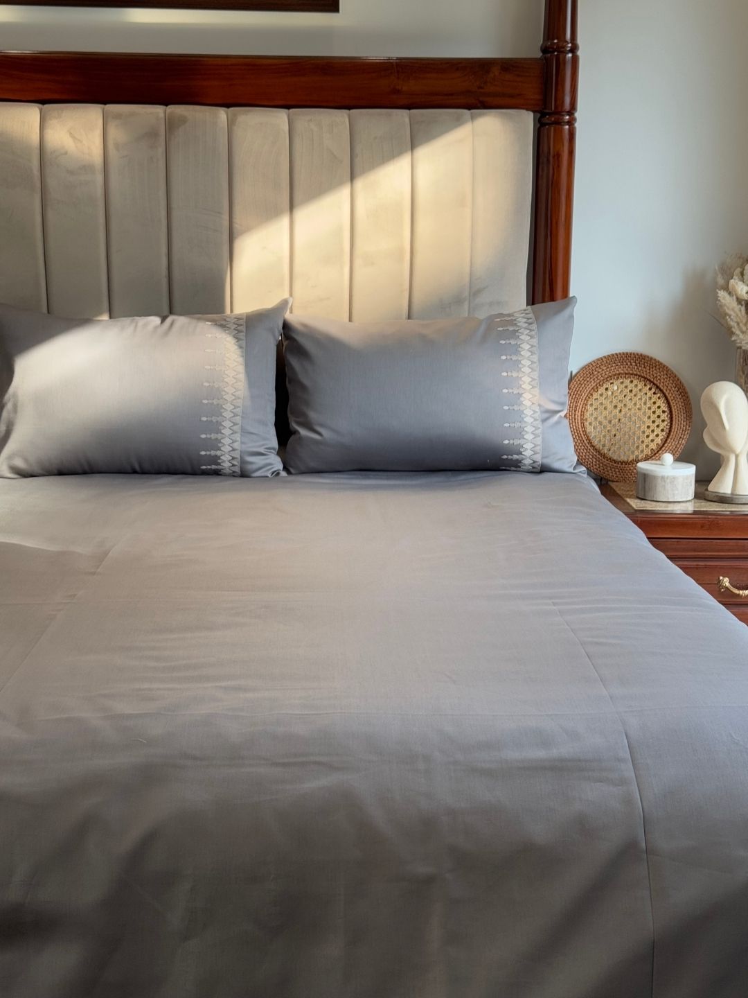 1000TC Cotton Rich Ivy Dark Grey Syona Bedsheet Set