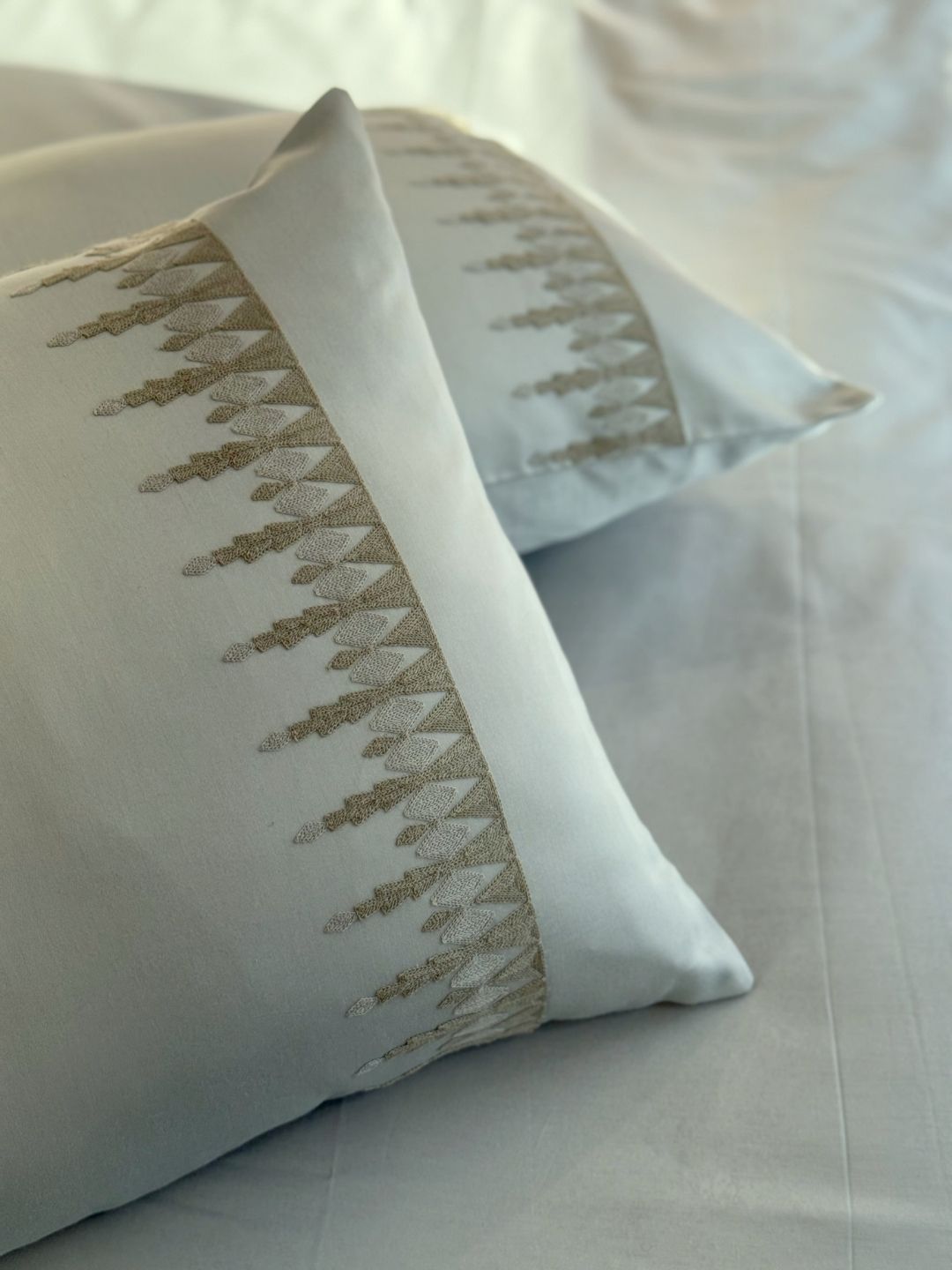 1000TC Cotton Rich Ivy Sage Green Syona Bedsheet Set - Elysian Home Decor