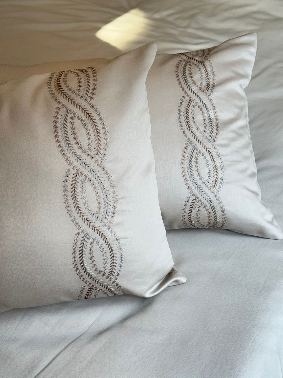 1000TC Cotton Rich Lily Beige Syona Bedsheet Set - Elysian Home Decor