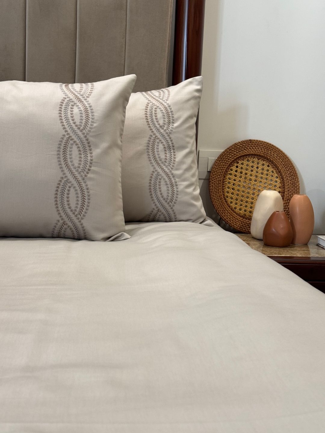 1000TC Cotton Rich Lily Beige Syona Bedsheet Set - Elysian Home Decor
