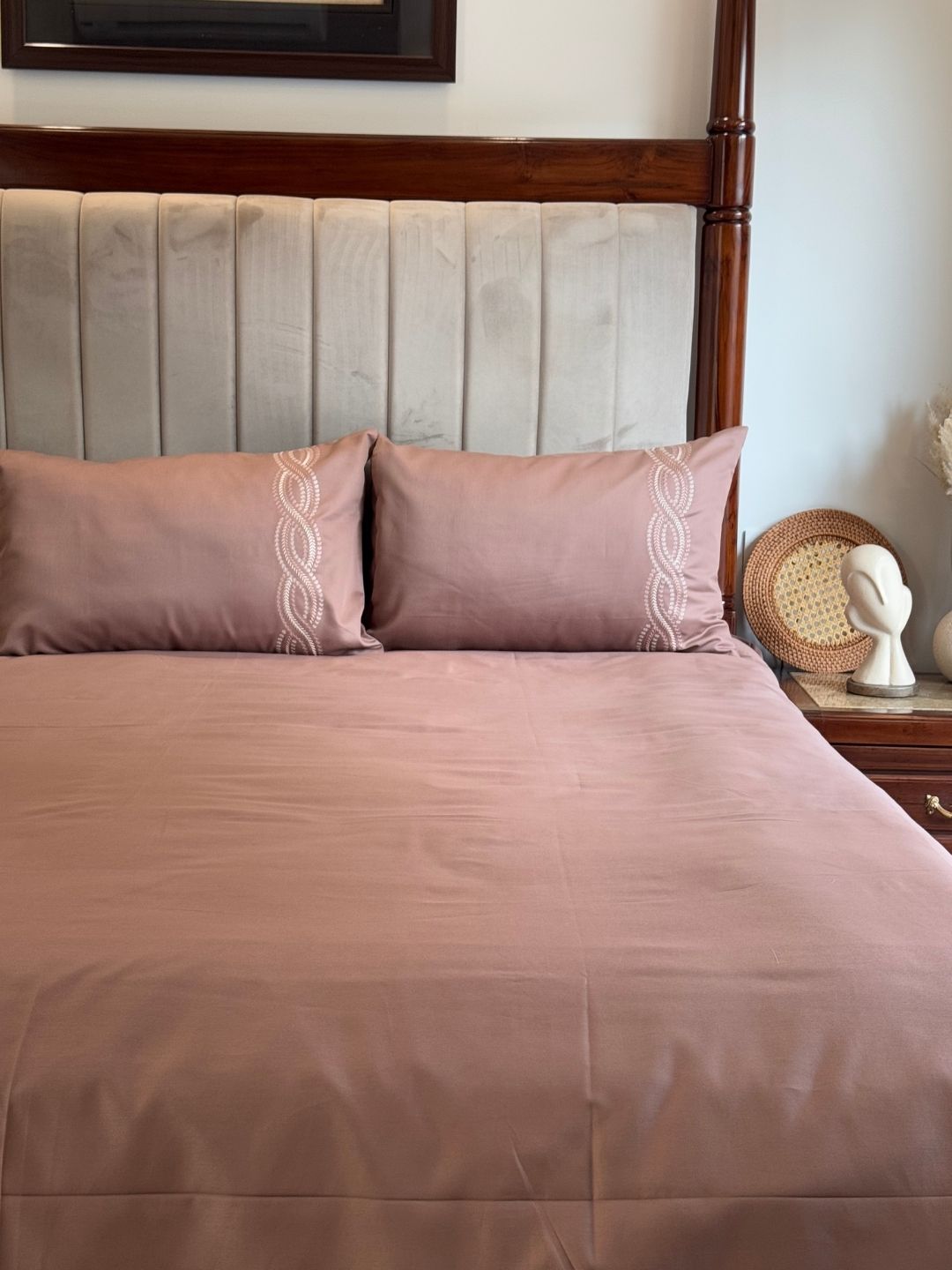 1000TC Cotton Rich Lily Brandy Rose Syona Bedsheet Set - Elysian Home Decor