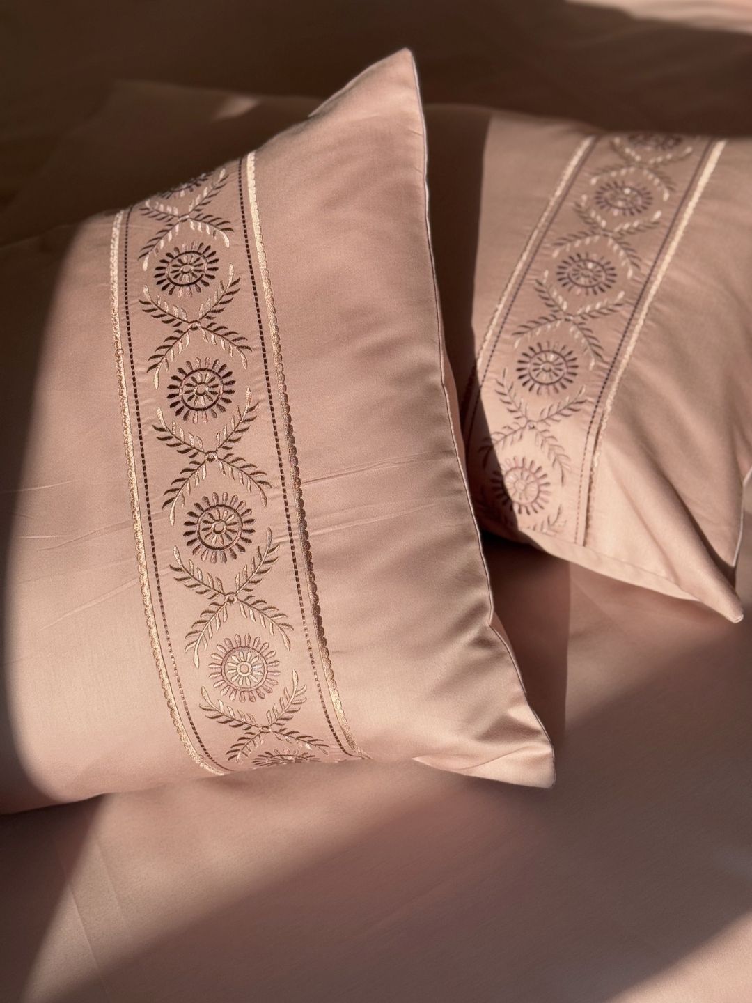 1000TC Cotton Rich Sophie Old Rose Syona Bedsheet Set - Elysian Home Decor