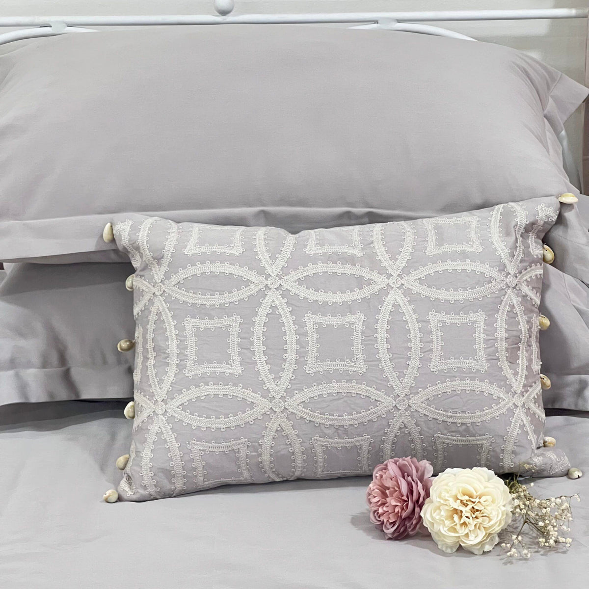 Stark Silver Treasure Bedsheet - Elysian Home Decor