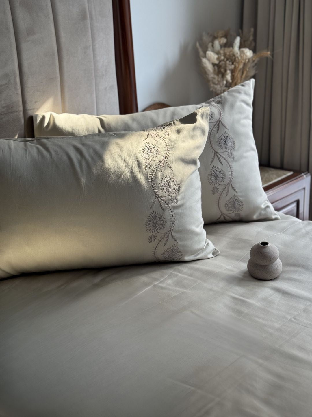 Nora Beige Dreams Bedsheet Set - Elysian Home Decor