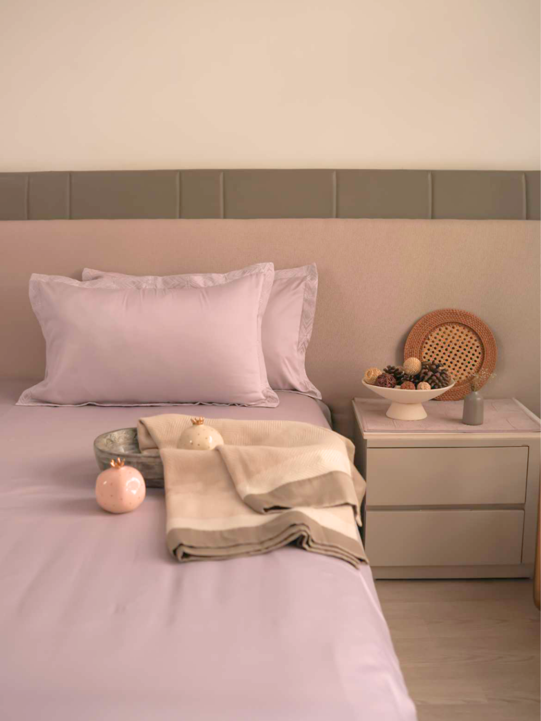 Flat lay of the full lavender bedsheet set