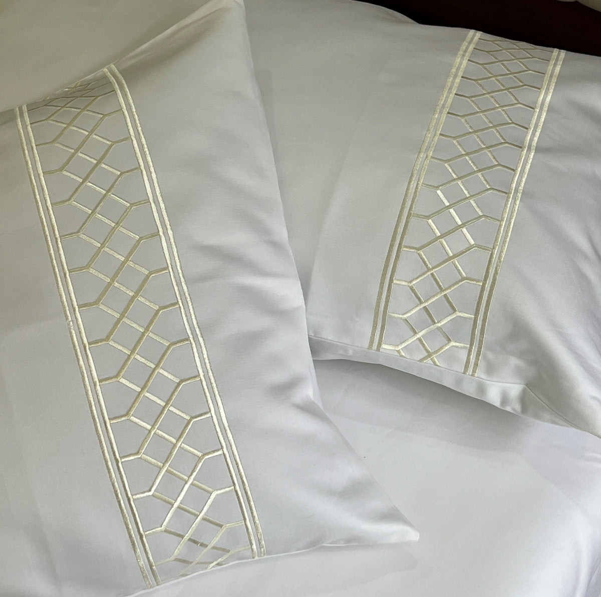 1000TC Zigzag Snow White Egyptian Cotton Bedsheet Set - Elysian Home Decor