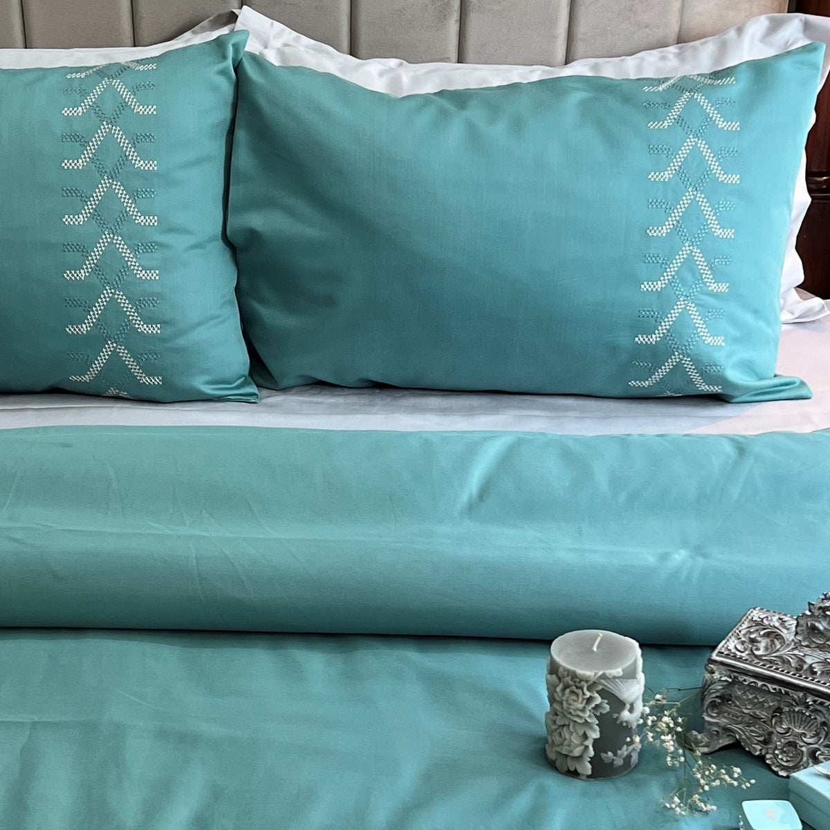 1000TC Cotton Rich Tribe Turquoise Syona Bedsheet Set - Elysian Home Decor